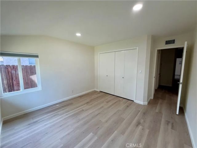 6621 Whitman Avenue, Lake Balboa, CA 91406