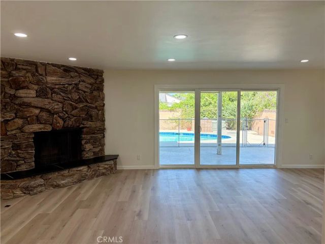 6621 Whitman Avenue, Lake Balboa, CA 91406