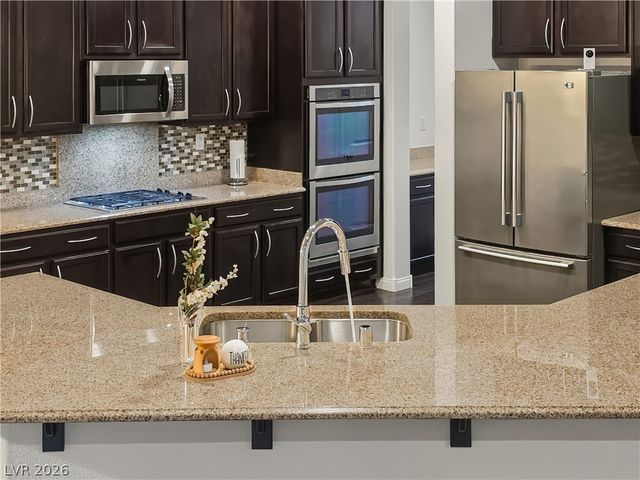 2064 Thames View Street, Henderson, NV 89044