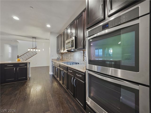 2064 Thames View Street, Henderson, NV 89044