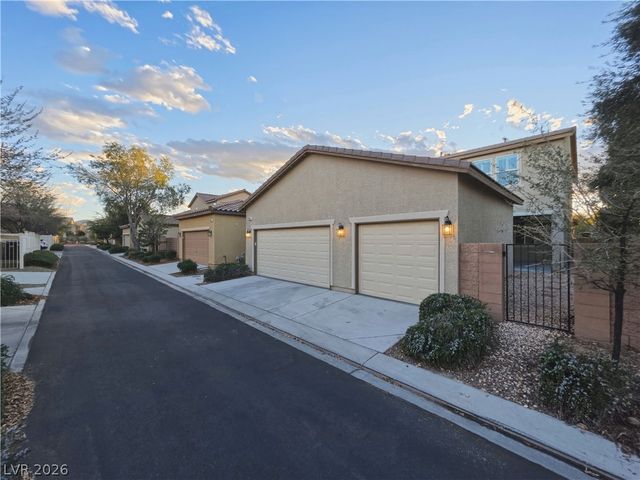 2064 Thames View Street, Henderson, NV 89044