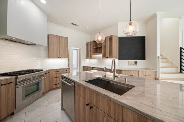 1004 Chimney Hill Trail, Southlake, TX 76092