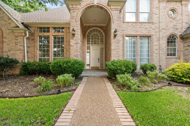 1004 Chimney Hill Trail, Southlake, TX 76092