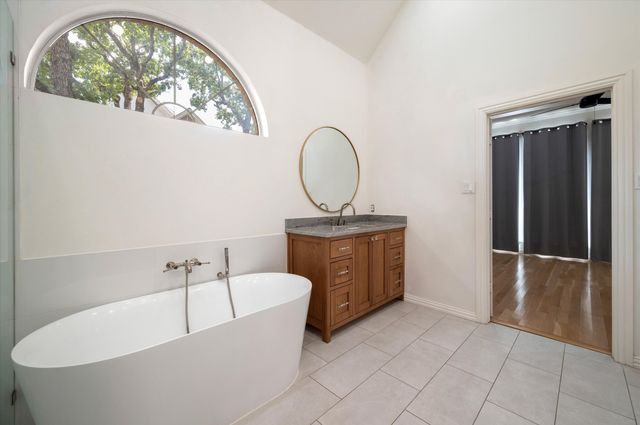 1004 Chimney Hill Trail, Southlake, TX 76092