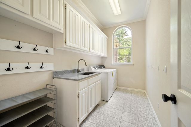 1004 Chimney Hill Trail, Southlake, TX 76092