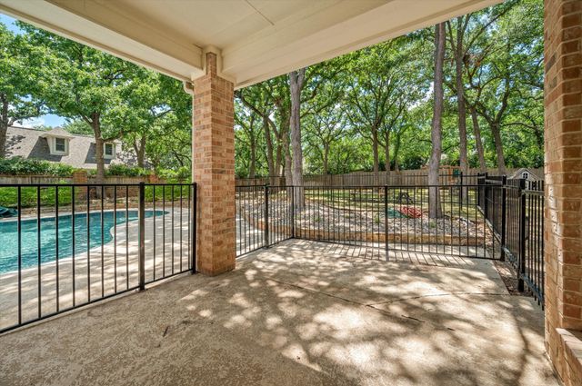 1004 Chimney Hill Trail, Southlake, TX 76092