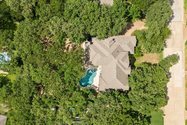 1004 Chimney Hill Trail, Southlake, TX 76092