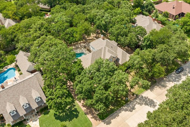 1004 Chimney Hill Trail, Southlake, TX 76092