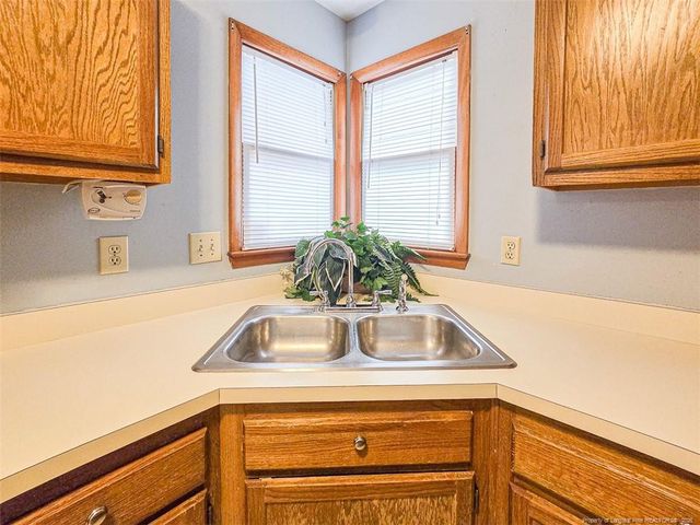 6004 Dunbridge Drive, Fayetteville, NC 28314