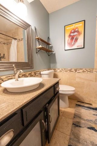 703 YORK Drive, Belton, MO 64012