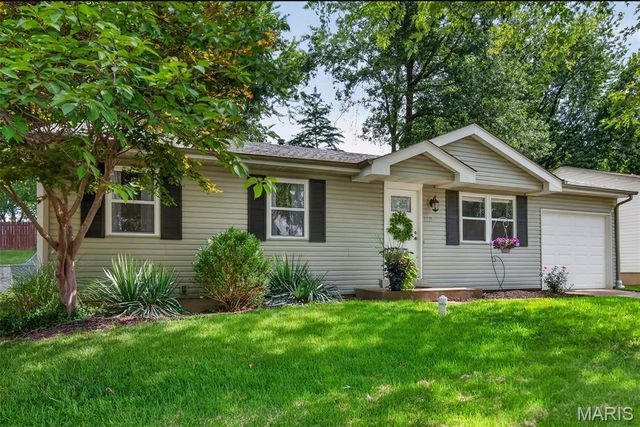 4035 Mary Ridge Lane, St Charles, MO 63304
