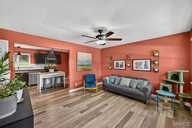 4035 Mary Ridge Lane, St Charles, MO 63304