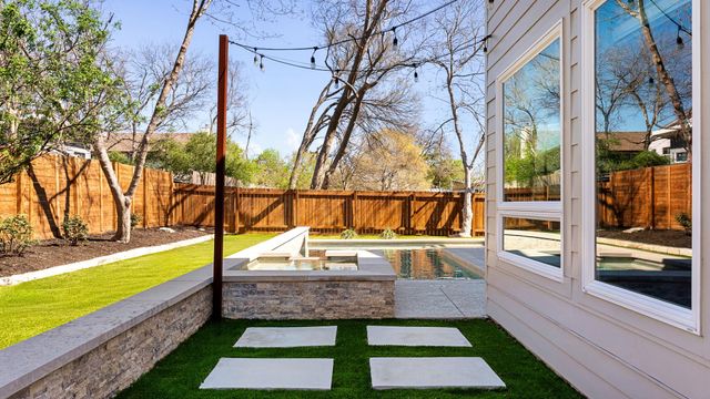 4700 Oakmont BLVD, Austin, TX 78731