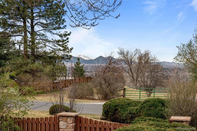 2292 Quail Drive, Lakewood, CO 80215