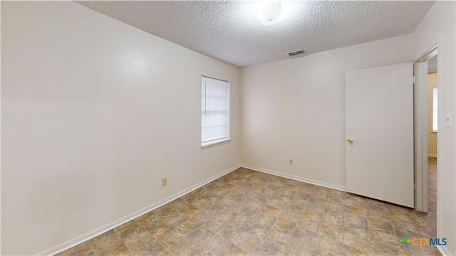 911 S 27th Street, Copperas Cove, TX 76522