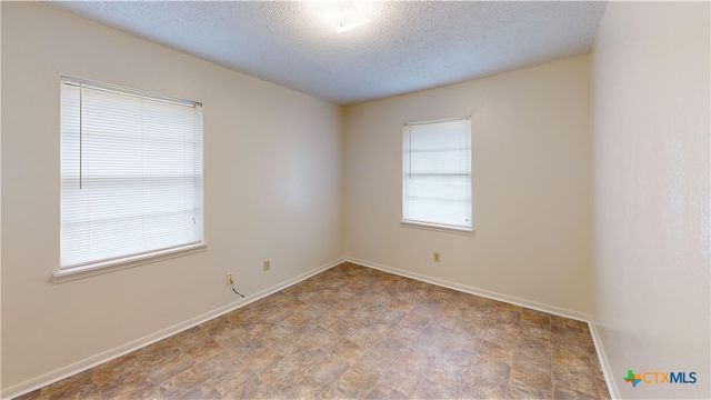 911 S 27th Street, Copperas Cove, TX 76522