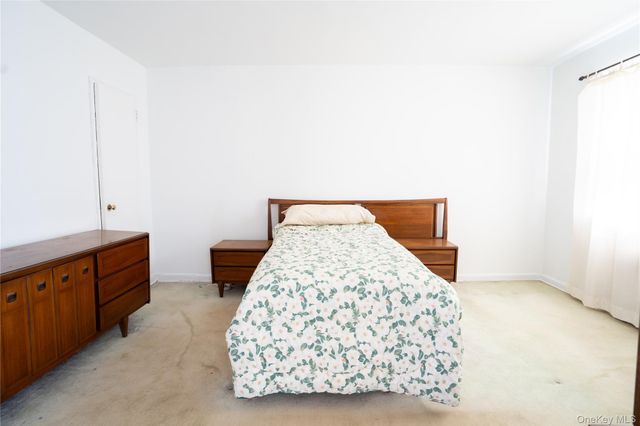 152-06 Jewel Avenue 83A, Flushing, NY 11367