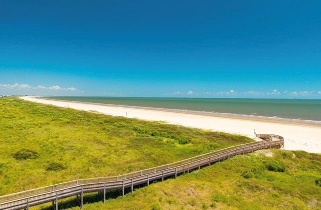 3642 Biscayne Beach Road, Crystal Beach, TX 77650