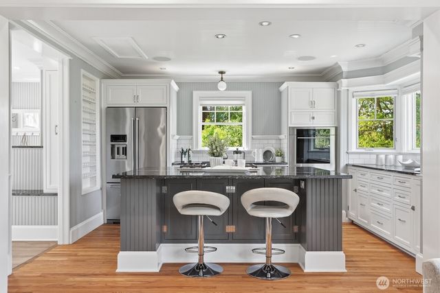 7219 Soundview Drive, Edmonds, WA 98026