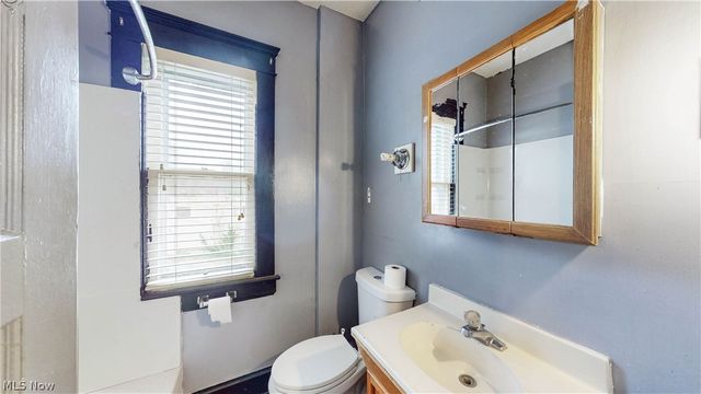 41-43 S Bates Street, Akron, OH 44303
