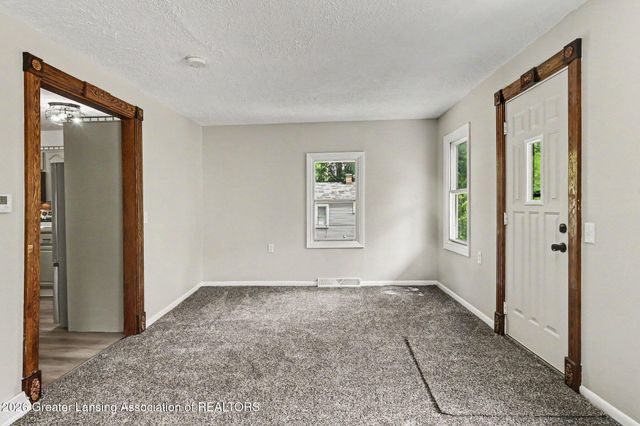 4004 Lowcroft Avenue, Lansing, MI 48910