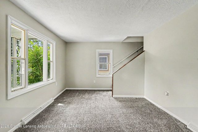 4004 Lowcroft Avenue, Lansing, MI 48910