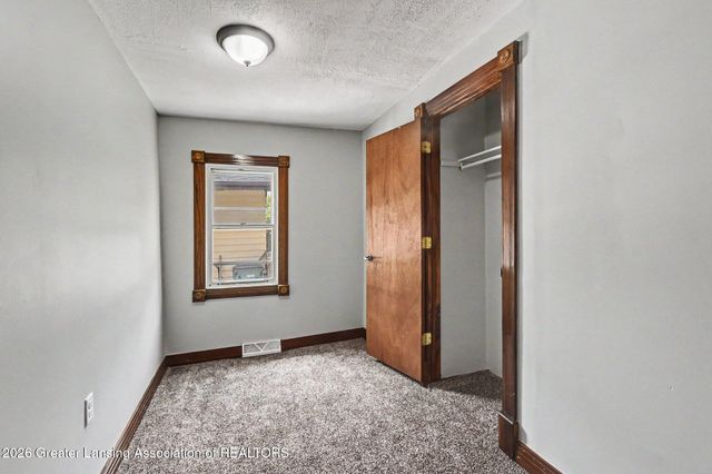 4004 Lowcroft Avenue, Lansing, MI 48910