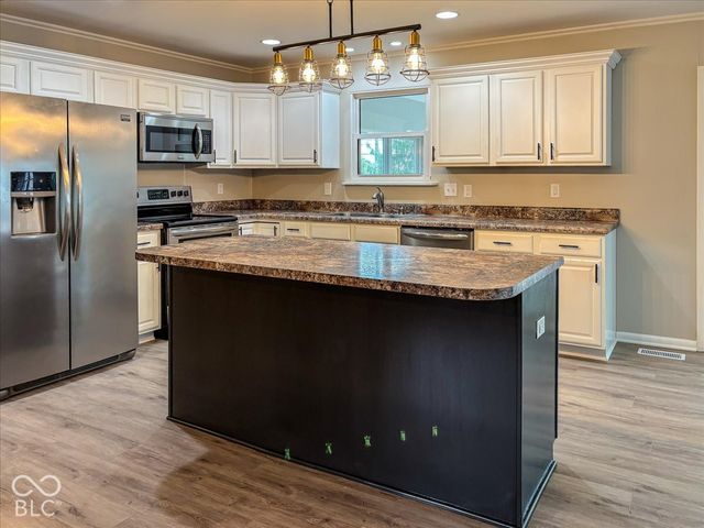 5625 S 950 E, Zionsville, IN 46077