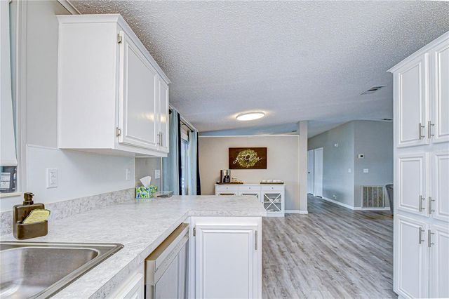 3118 SHADY CREEK DRIVE, Wesley Chapel, FL 33543