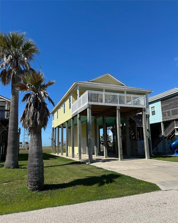 13227 Jolly Roger Drive, Freeport, TX 77541