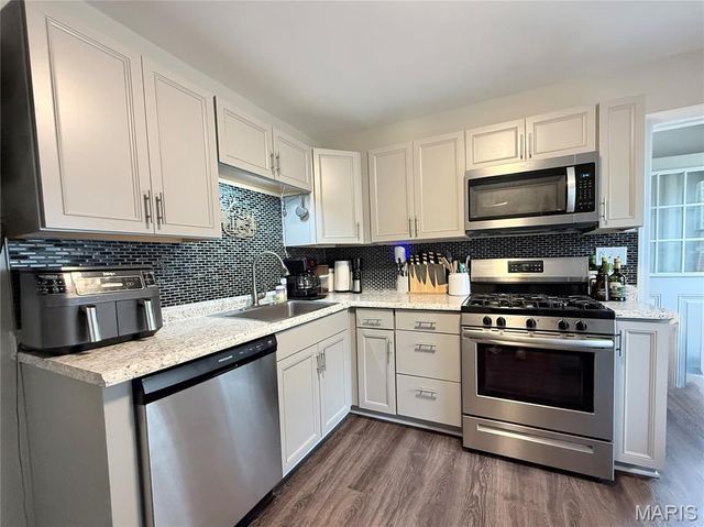 567 10th Street, Wood River, IL 62095