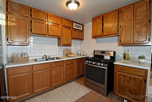 3431 SHEPPARD Avenue, El Paso, TX 79904