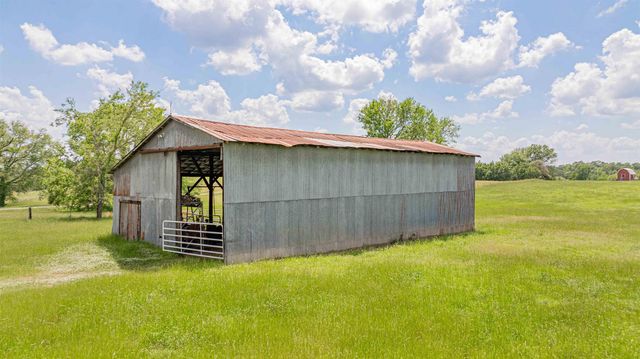 1855 Phillips Springs Rd, Gladewater, TX 75647