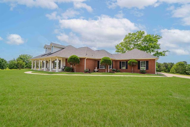 1855 Phillips Springs Rd, Gladewater, TX 75647