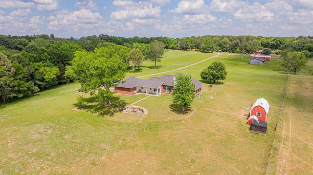 1855 Phillips Springs Rd, Gladewater, TX 75647