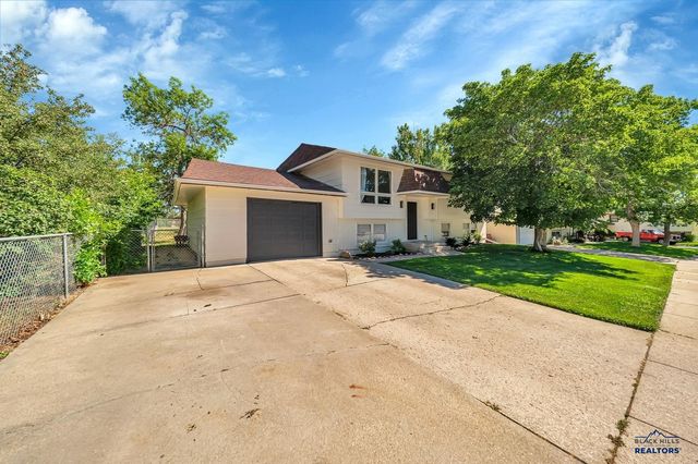 3404 ARIZONA, Rapid City, SD 57701