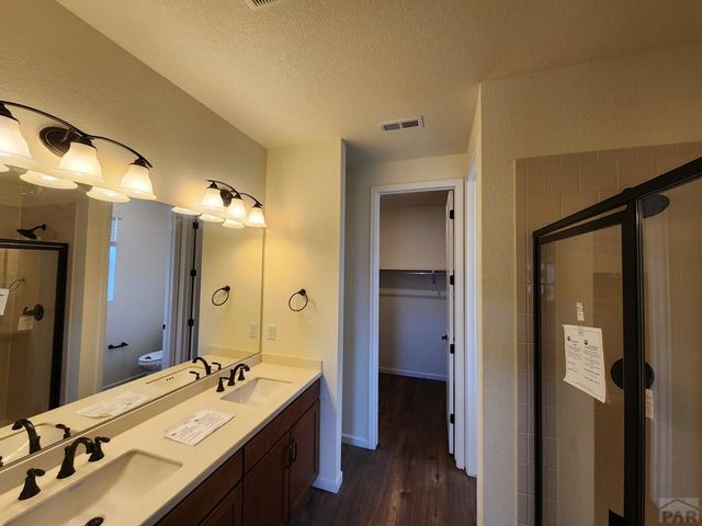 2201 Sunrise Ln, Pueblo, CO 81008