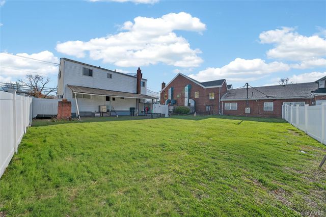 188 Amherst Street, Hempstead, NY 11550