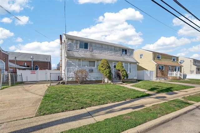 188 Amherst Street, Hempstead, NY 11550