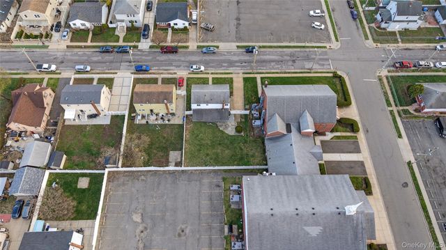 188 Amherst Street, Hempstead, NY 11550