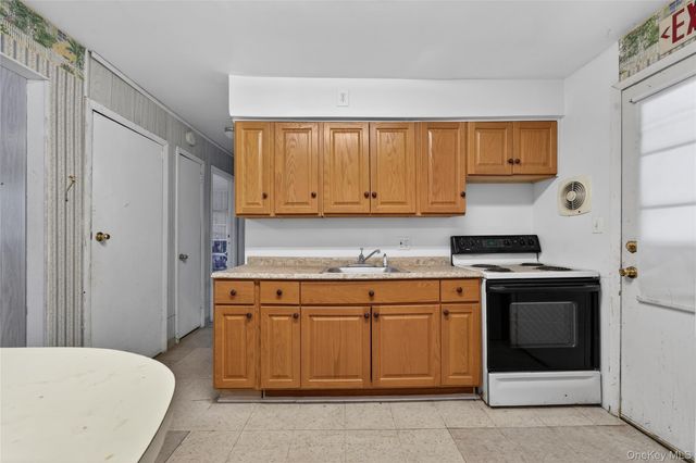 188 Amherst Street, Hempstead, NY 11550