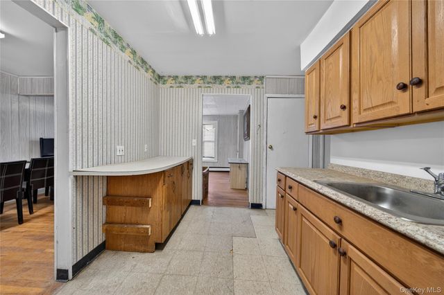 188 Amherst Street, Hempstead, NY 11550