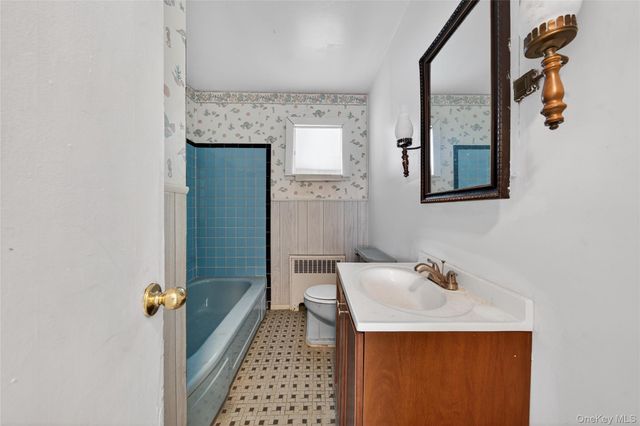 188 Amherst Street, Hempstead, NY 11550