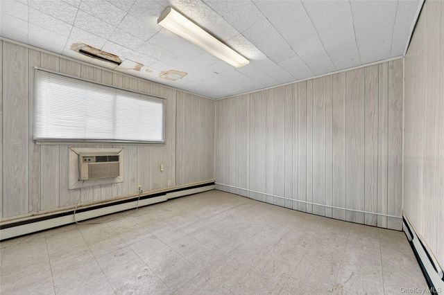188 Amherst Street, Hempstead, NY 11550