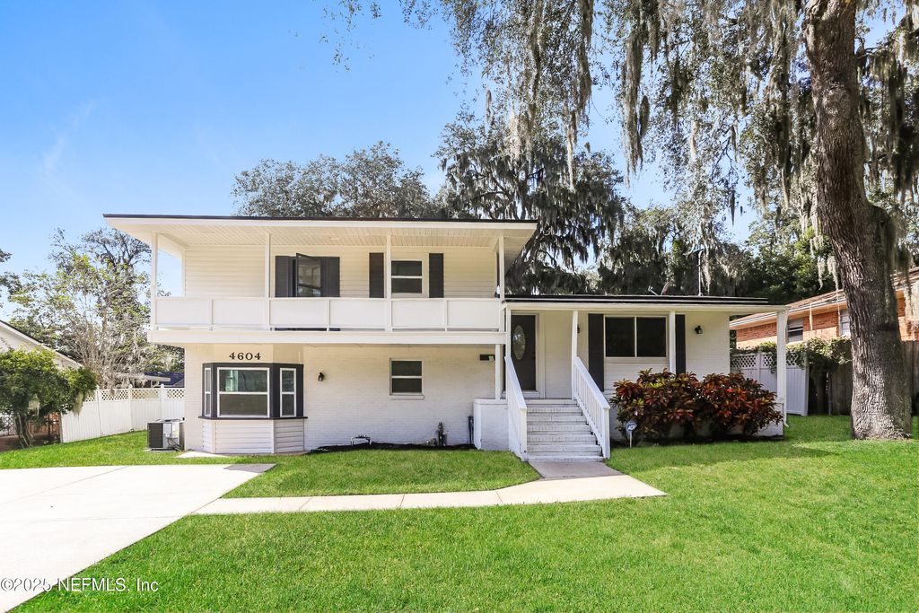 4604 BLUFF Avenue, Jacksonville, FL 32225