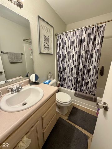 5044 Hodson Drive, Indianapolis, IN 46241