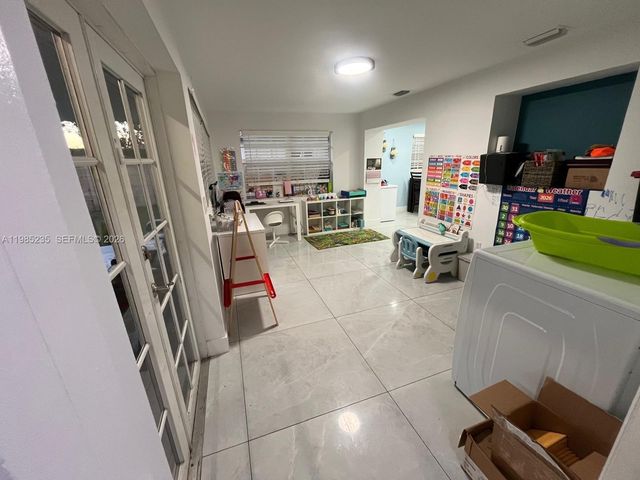 9770 SW 13th Terrace, Miami, FL 33174