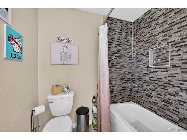 8 Silver Aspen, Littleton, CO 80127