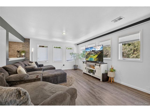 8 Silver Aspen, Littleton, CO 80127