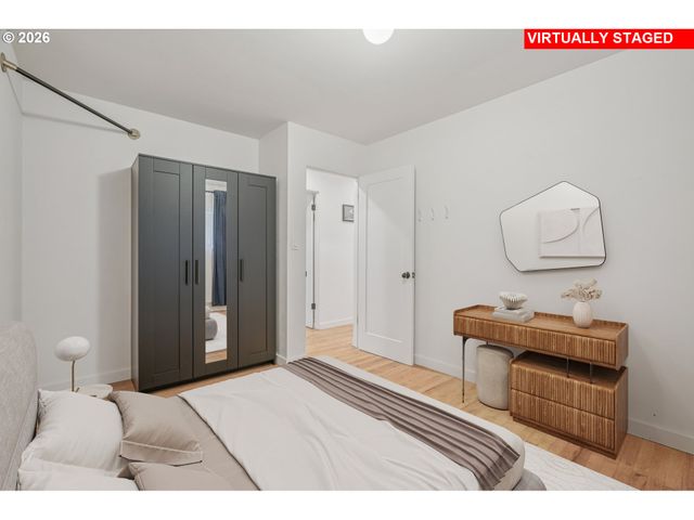 9210 N WINDLE St, Portland, OR 97203